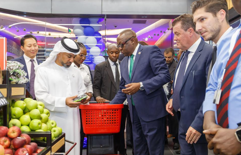 James Njoroge Muchiri, Nairobi County Deputy Governor and Dr Salem Ibrahim, Al-Naqb, UAE Ambassador to Kenya, kick off the excitement at the Carrefour market GTC branch opening, making their first purchases as customer 001 and 002.